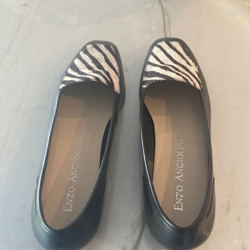 Zebra leather Enzo Angiolini size 8.5 flats